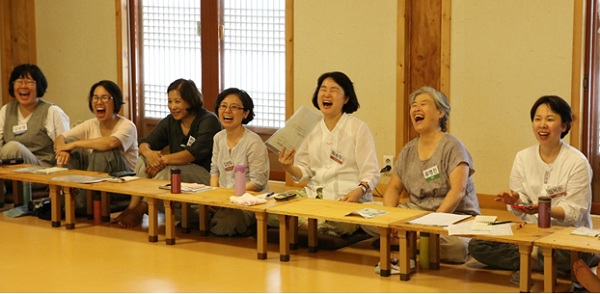 정토를일구는사람들 수련을 통해 함께 많이 울고 웃었습니다.