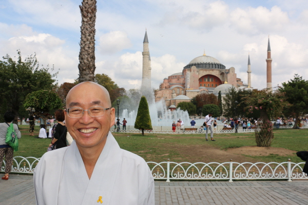 20140918150847_40fef00e0e35daec4603708a8b9a187d