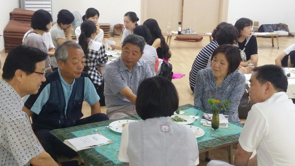 선배들의 수행담을 들으며 정토회를 알아가는 중