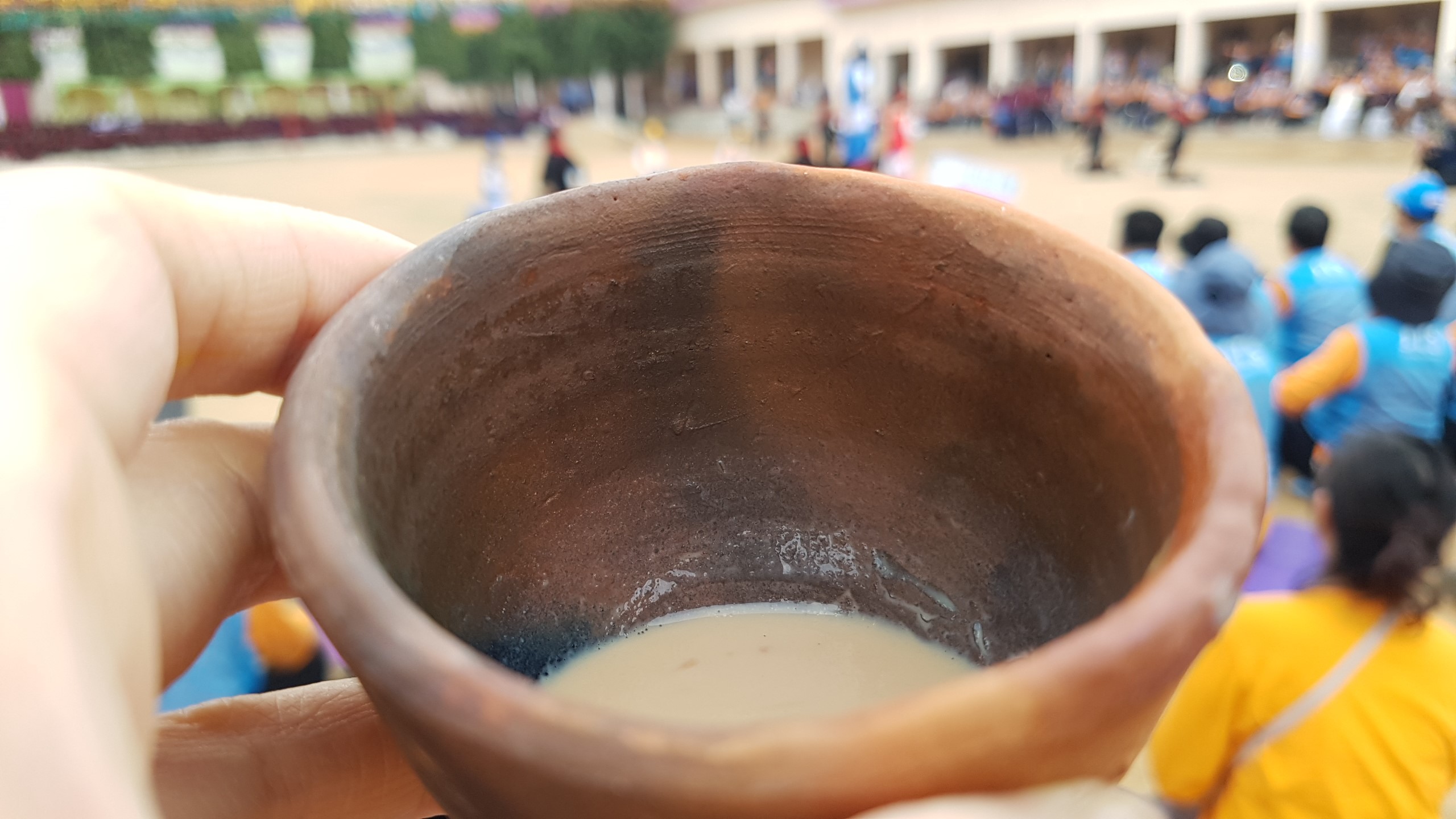 짜이 한 잔과 함께한 수자타 아카데미에서의 오후