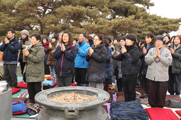 천도재-- 우리의 수행이 억울한 원혼들을 달래는 자그마한 위로가 되기를