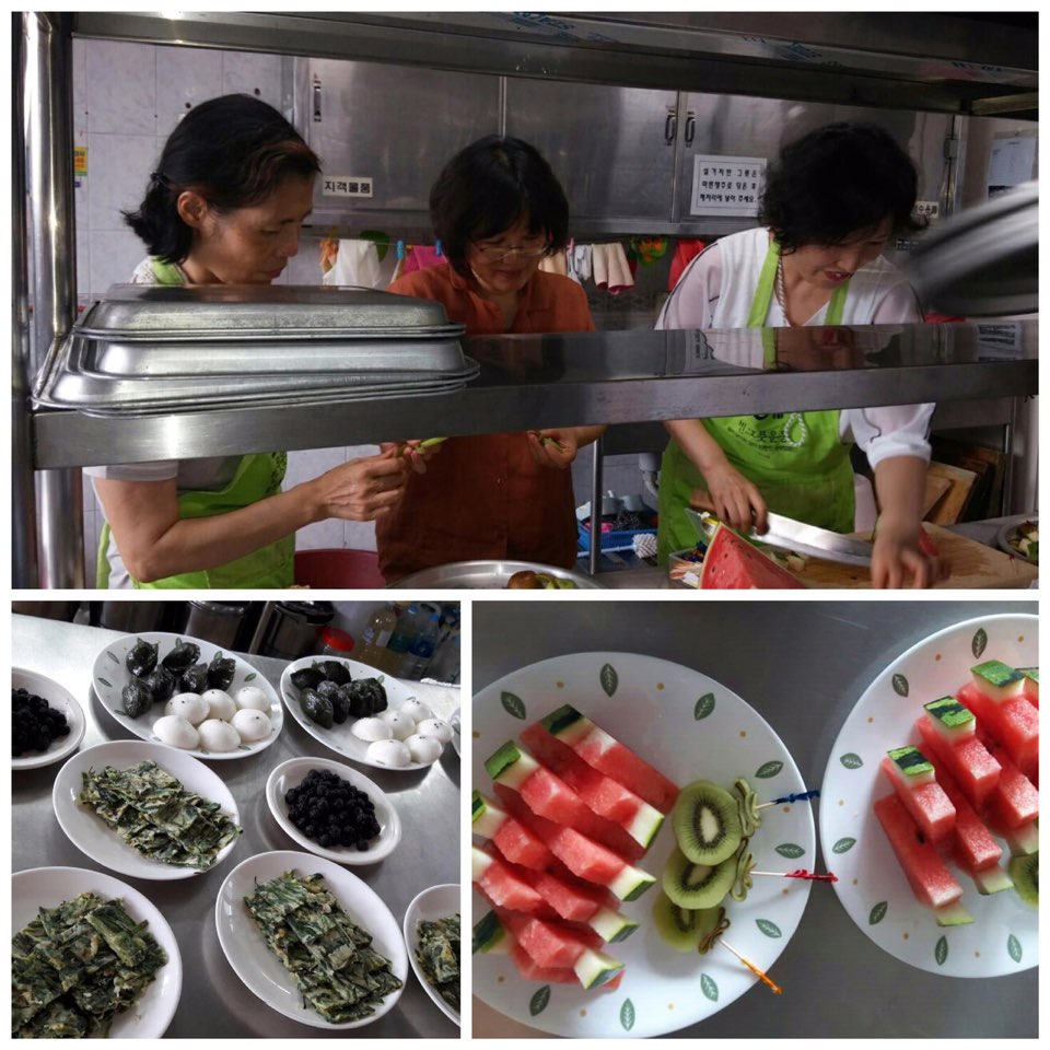 공양간에서는 맛나는 간식이 손님을 기다리고