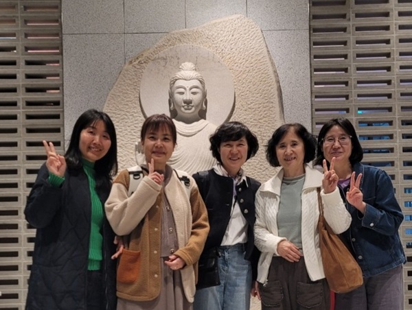 양천지회 모둠활동 마치고(맨 왼쪽이 김은석 님)