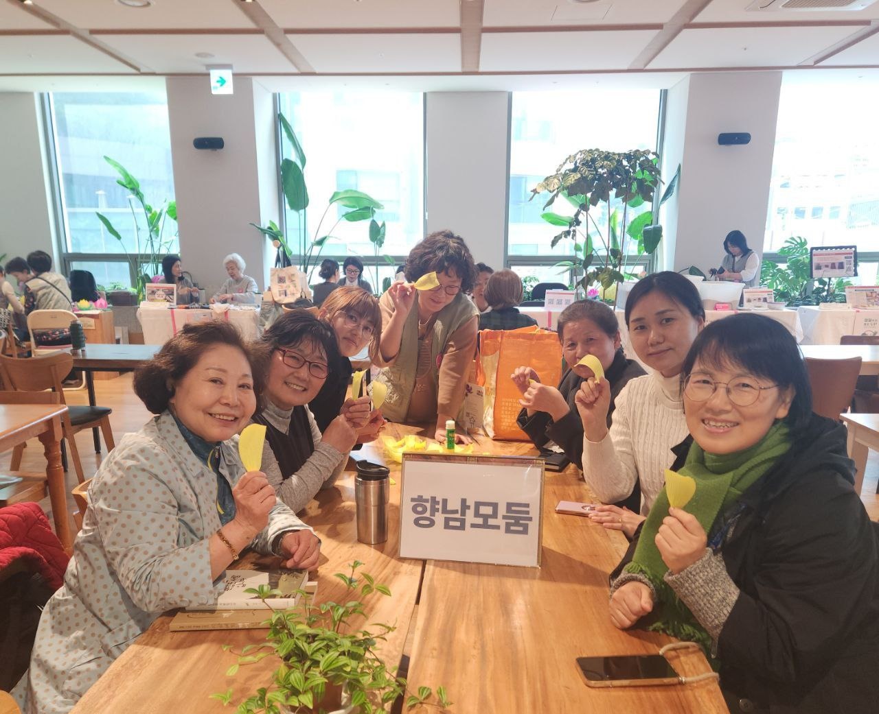 2025년 화성지회 향남모둠 모둠활동(맨 오른쪽 백기순 님)