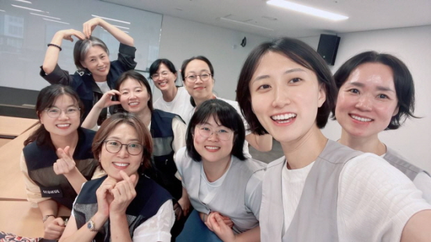 인터뷰를 마치고, 공동체 공연TF팀과 실천리포터가 함께