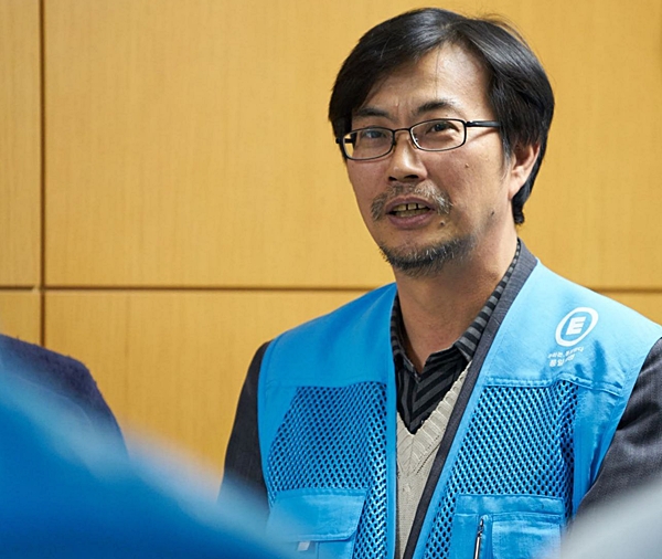 2015년 12월 7일 평화재단 통일의병 '법륜스님의 통일이야기' 봉사 구자웅 님 2015년 12월 7일 평화재단 통일의병 '법륜스님의 통일이야기' 봉사 구자웅 님