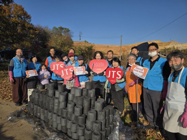 광명 지역 봉사자 단체 사진 광명 지역 봉사자 단체 사진