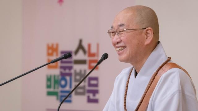 “남편 때문에 힘들어 죽겠습니다. 어떻게 벗어나죠?”