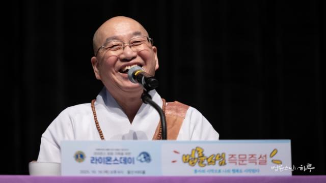 “상처 주는 사람을 안 보면 마음이 편할까요?”