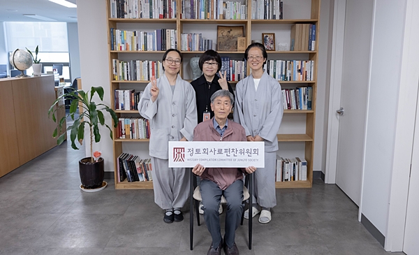 2025년 6월 2-1-9차 천일결사 입재식 후(앞줄 가운데 정태식 님)