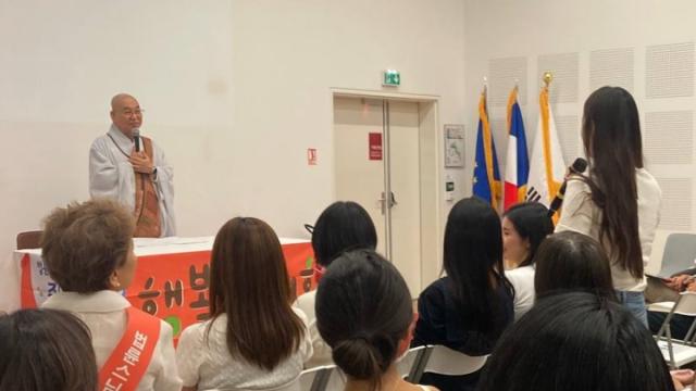 “사소한 말에도 눈물이 쏟아집니다, 트라우마를 어떻게 극복할 수 있을까요?”