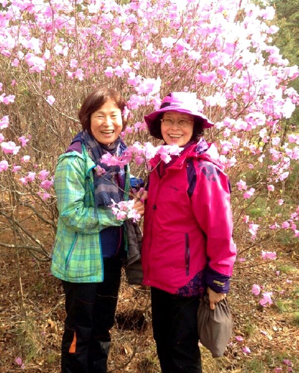 도반과 함께 (오른쪽 제향 법사님)