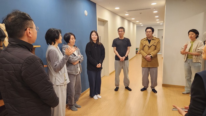 청소 후 봉사자 닫는 나누기