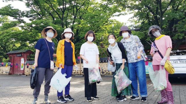 퍼주고 퍼주어도 충분한 행복