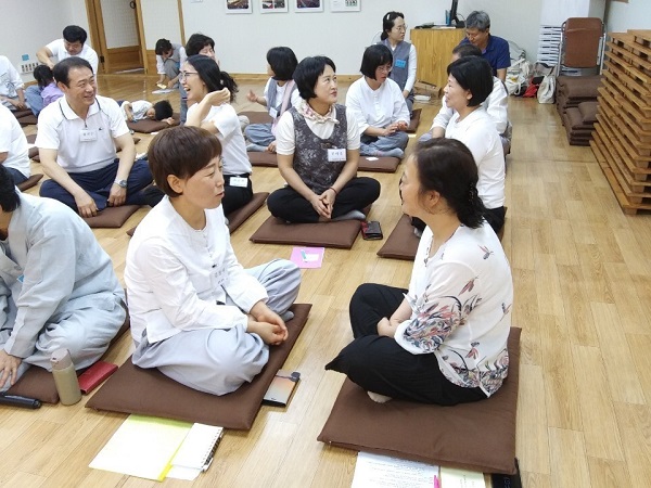 내 짝꿍 얼굴이 부처님을 닮았어요