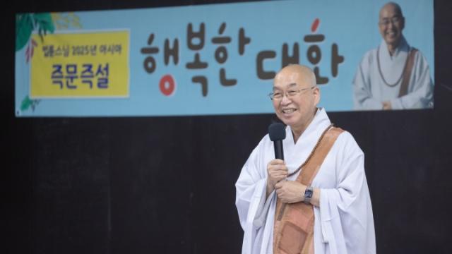 “해외에 취업한 남자친구와, 몸이 아픈 엄마 사이에서 저는 어디로 가야 할까요?”