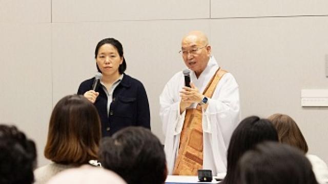 “AI가 일자리까지 대신하는 세상, 우리는 어떻게 살아가야 할까요?”