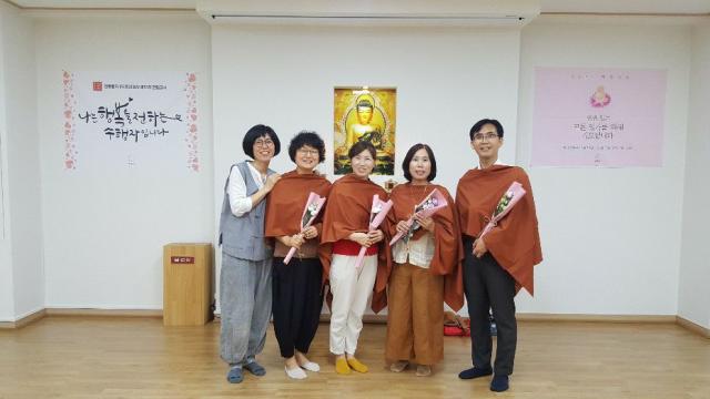 무소의 뿔처럼 뚜벅뚜벅 걸어가는 수행자가 되겠습니다