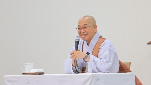 “모둠장은 정토회의 꽃입니다.”