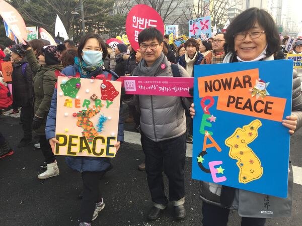 2017년 '만인의 바람' 평화운동 참석을 위해 한국으로(왼쪽부터 김지현, 민덕홍, 김순영 님)
