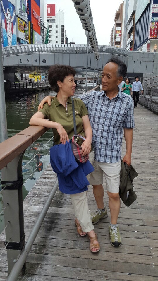 백년지기 남편과 일본여행중 한때