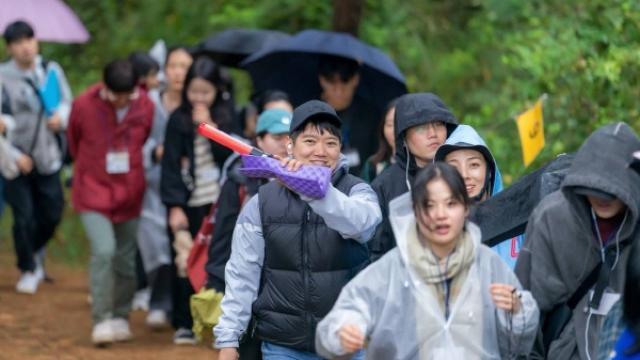 상(相)을 허물면  집착이 사라지고,_ 마음은 청정해서  행복이 머무네