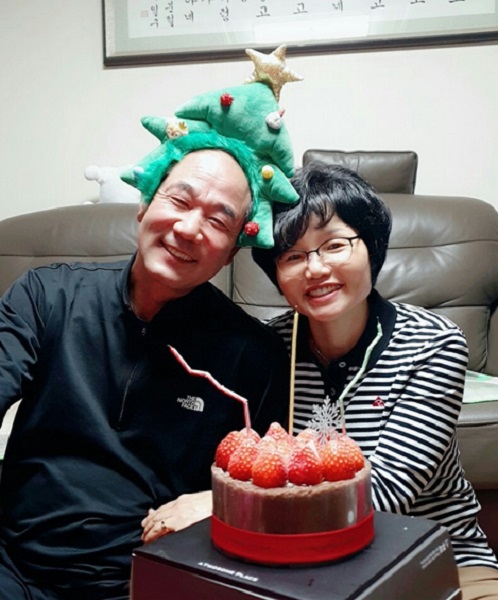 김혜숙 님의 생일날 남편과 함께