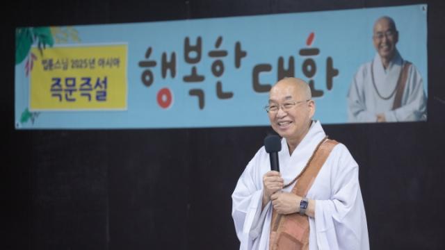 “해외에 취업한 남자친구와, 몸이 아픈 엄마 사이에서 저는 어디로 가야 할까요?”