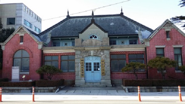 쌀 수탈을 위한 군산 세관