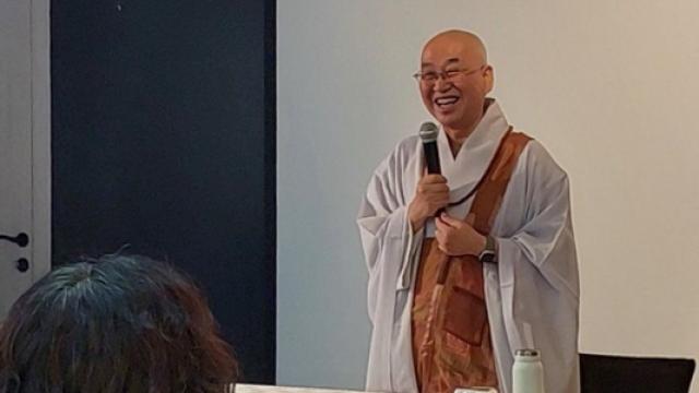 “사소한 일에도 사과를 요구하는 딸, 문제는 아이일까요 저일까요?”
