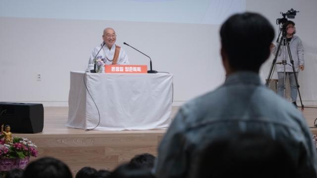 “연애가 자꾸 안 돼요, 정말 혼자 살아야 할까요?”