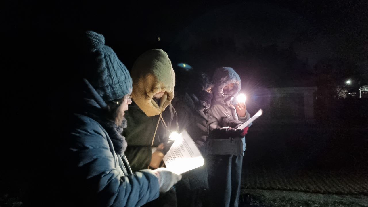 어둠을 밝히고 발원문 낭독