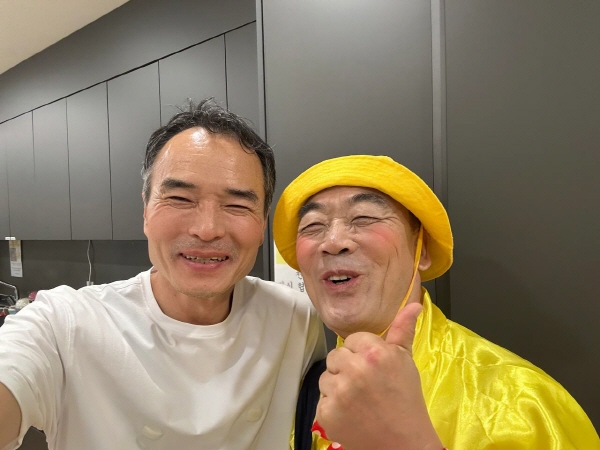 왼쪽 김현준 님, 오른쪽 김철규 님