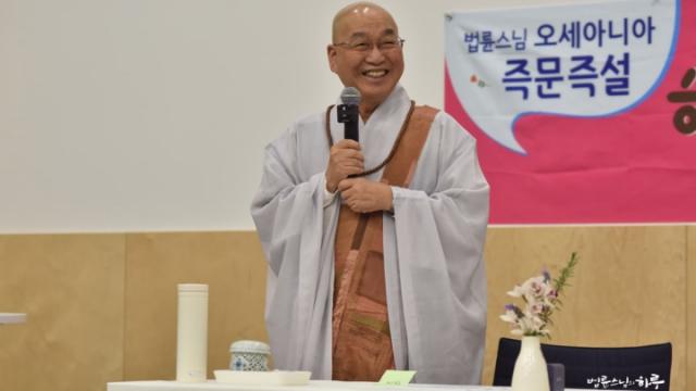 “출근조차 싫어지는 순간, 어떻게 마음을 다잡아야 할까요?”