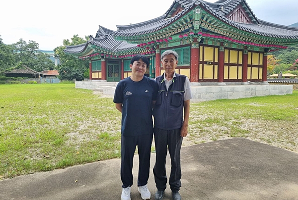 2023년 아도모레원에서 아들과(오른쪽 정태식 님)