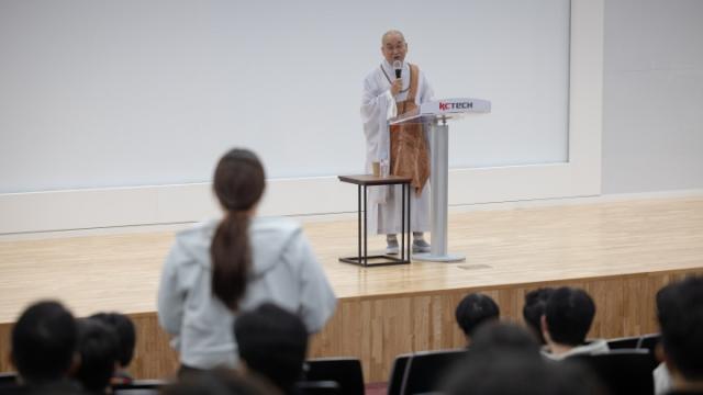 “월급만 주고 집에 안 들어오는 남편, 언제까지 참아야 하나요?”