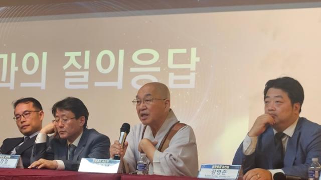 “통일은 미래의 이익이지만, 평화에는 지금 우리의 생명이 달려 있습니다”