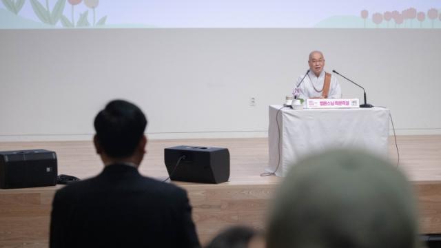 “이혼 신청 후 제 삶은 무너진 것 같아요. 어떻게 해야 하나요?”