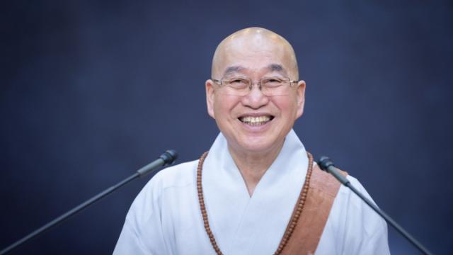 “이혼 소송 중인데, 저를 미워하는 아이들에게 계속 연락해도 될까요?”